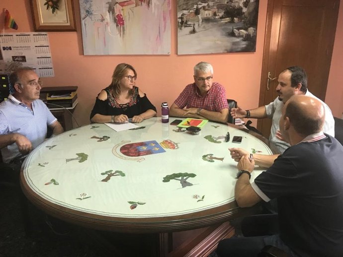Reunión de la Diputación de Cáceres en Logrosán para hablar sobre la Estación Depuradora de Aguas Residuales