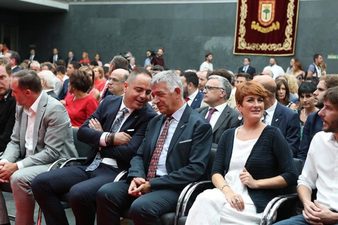 Ramón Alzórriz (PSN), Koldo Martínez (Geroa Bai), Bakartxo Ruiz (EH Bildu) y Mikel Buil (Podemos), en el acto de toma de posesión de María Chivite como presidenta del Gobierno de Navarra