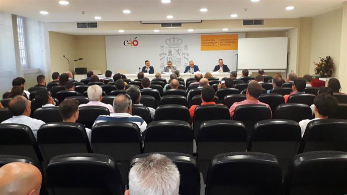 Reunión Subdelegación, CHG y alcaldes limpieza de cauces