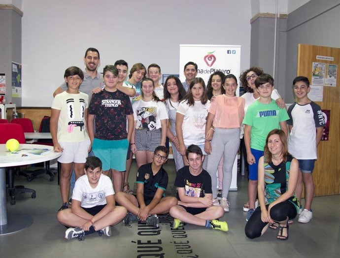 [Grupohuelva] 1 Nota Y 2 Fotos Junta (Actividad Centros Guadalinfo)