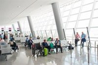 Los trabajadores del control de pasaportes del Aeropuerto de Palma plantean paros este agosto