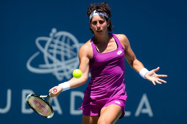 Carla Suarez Navarro of Spain in action during her quarter-final match at the 2019 Mubadala Silicon Valley Classic WTA Premier Tennis Tournament against Aryna Sabalenka of Belarus