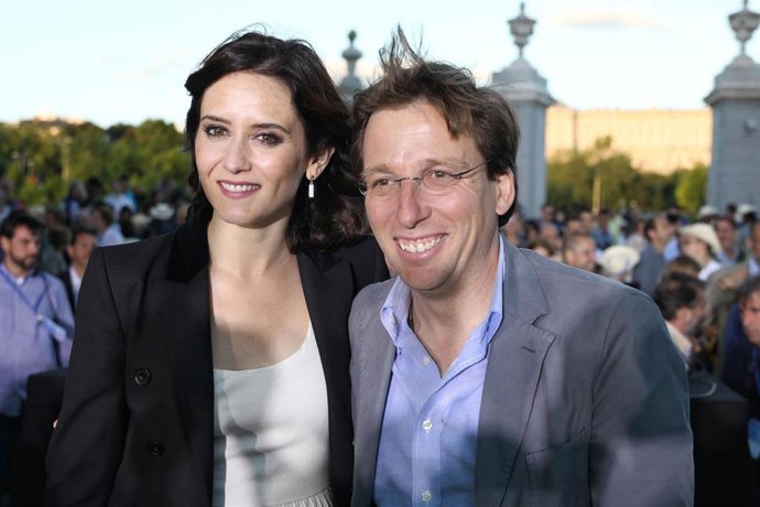 Imagen de archivo de Isabel Díaz Ayuso y José Luis Martínez-Almeida.