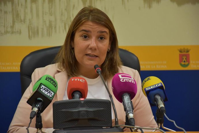 La alcaldesa de Talavera, Tita García Élez, en rueda de prensa