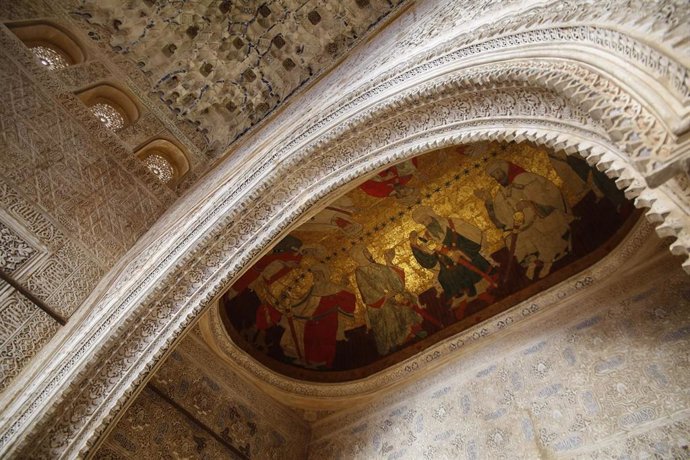 Bovedas de la Sala de los Reyes de la Alhambra, foto de archivo
