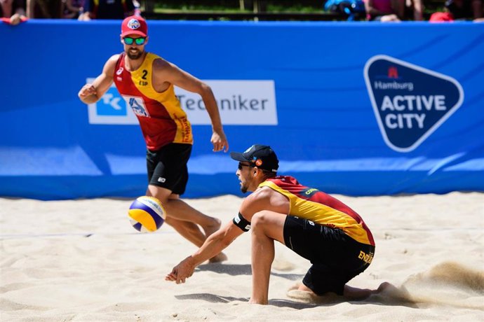 Herrera y Gavira durante un partido del Mundial de Voley Playa 2019