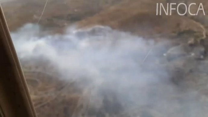 El fuego en Canjáyar desde uno de los medios aéreos