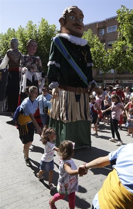 Desfile de gigantes en Leganés