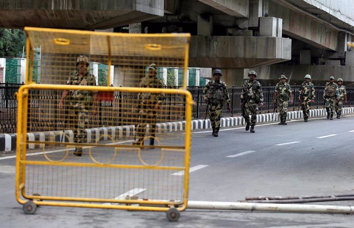 Despliegue de las fuerzas de seguridad en Srinagar, en Jammu y Cachemira