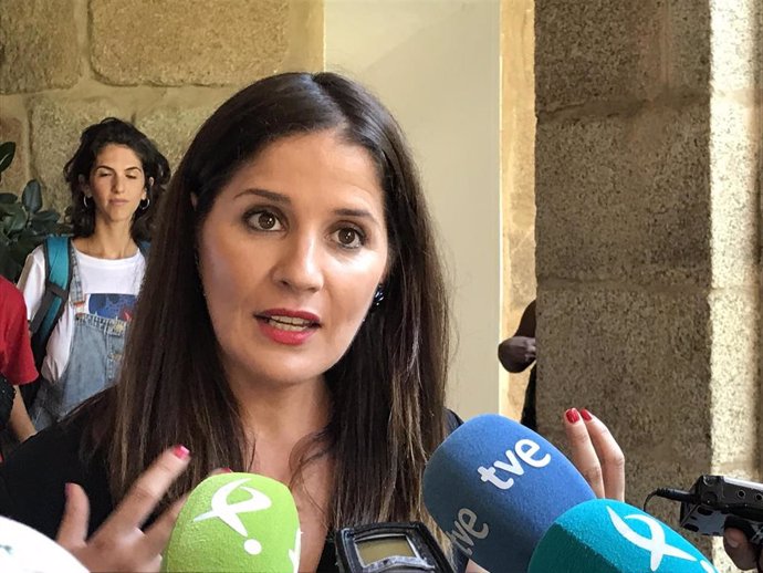 La portavoz de la Junta de Extremadura, Isabel Gil Rosiña