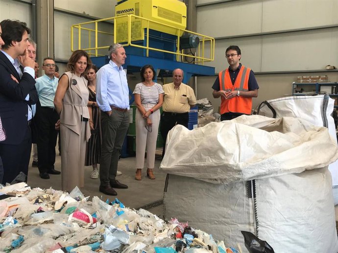 El alcalde, Jorge Azcón, en el CTRUZ