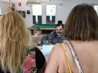 Trabajadoras de Trablisa en El Prat critican que la falta de paridad implica "sobrecarga de trabajo"