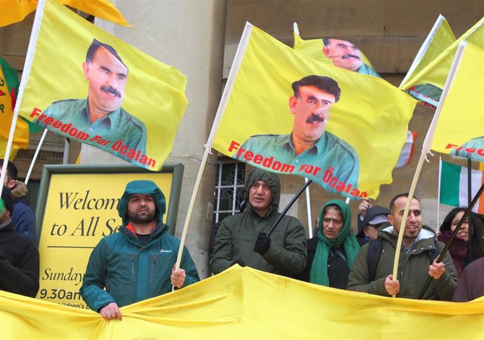 Manifestación a favor de Abdulá Ocalan, líder del PKK