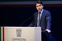 Conte reclama a Salvini que "explique al país" los motivos por los que finiquita la coalición de Gobierno en Italia