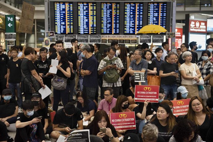 26 julio  2019, China, Aeropuerto de Hong kong: Photo: Miguel Candela/SOPA Images via ZUMA Wire/dpa