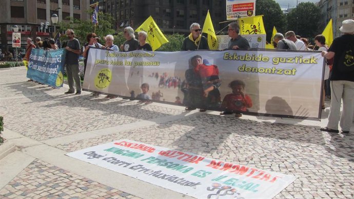 Concentración de Ongi Etorri Errefuxiatuak