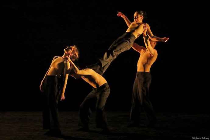 Las compañías Illicite Bayonne, Evgeni Melentiev y José Agudo, este sábado en 'Danzad, danzad, malditos¡