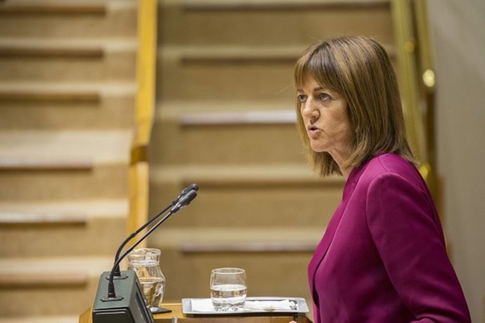 La secretaria general del PSE-EE, Idoia Mendia, durante una intervención en el Parlamento Vasco