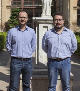 El doctor José María Cecilia y el doctor Horacio Pérez, que lideran dos grupos de investigación en la UCAM