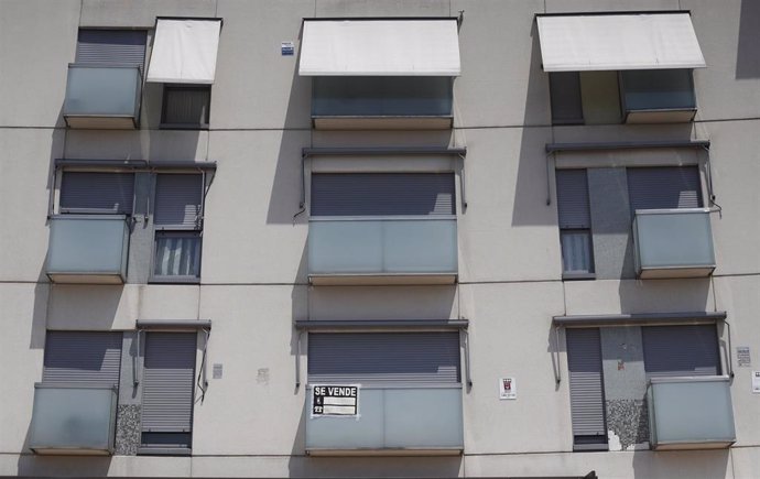 Imagen recurso de pisos de un edificio de Madrid.