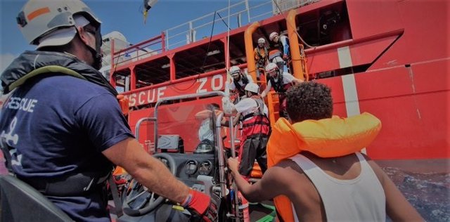 Rescate de migrantes por parte del 'Ocean Viking'