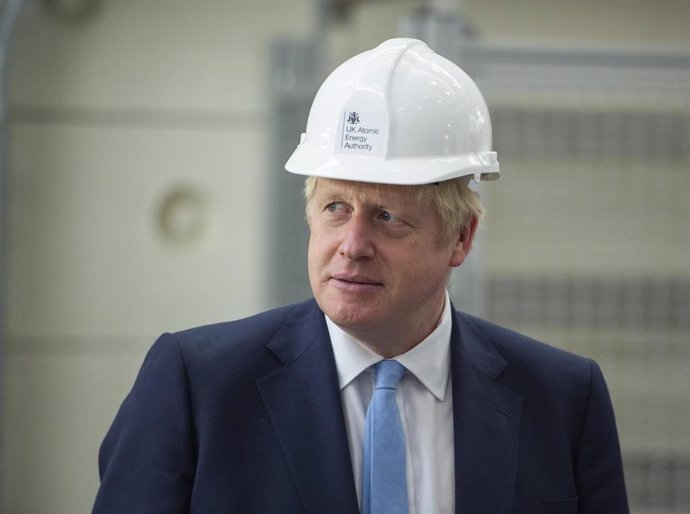 08 August 2019, England, Abingdon: UK Prime Minister Boris Johnson reacts during his visit to the Fusion Energy Research Centre at the Fulham Science Centre. Photo: Julian Simmonds/The Daily Telegr via PA Wire/dpa