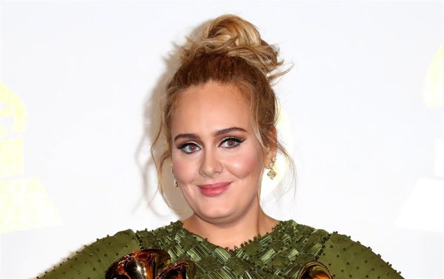 Adele en la 59º edición de los Premios GRAMMY
