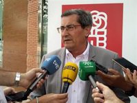 El PSOE de Granada descarta pedir la dimisión del alcalde de Cúllar Vega tras superar la tasa de alcohol en colisión