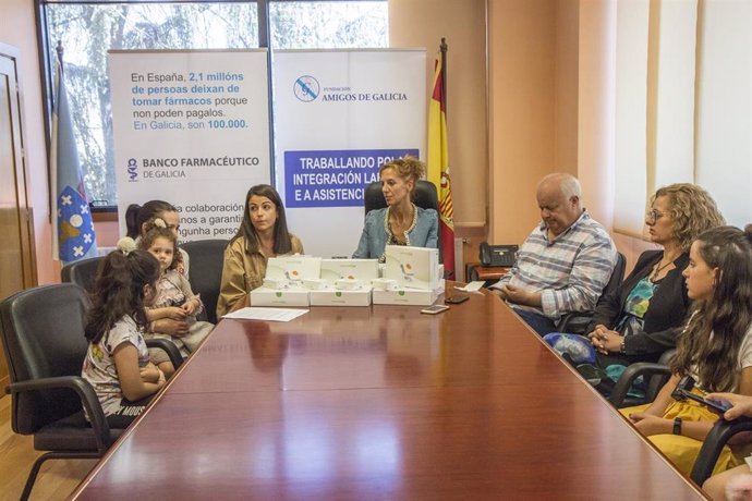La Fundación Amigos de Galicia consigue un sistema de monitarización de glucosa para una niña de Verín (Ourense).