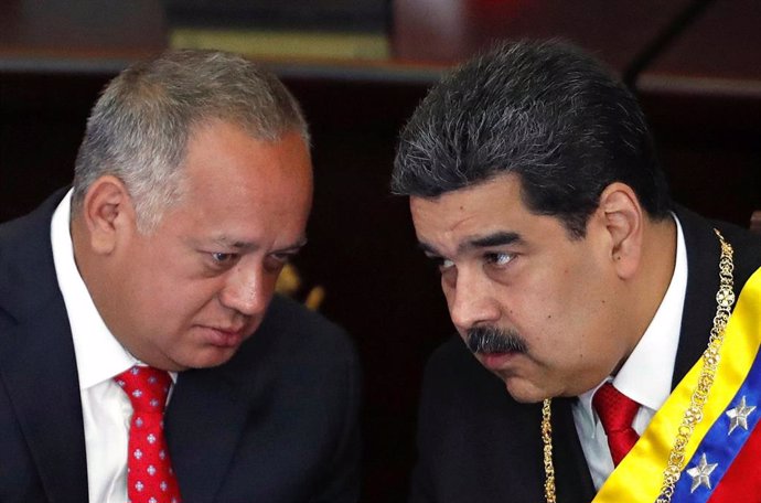 Diosdado Cabello y Nicolás Maduro en la Asamblea Constituyente