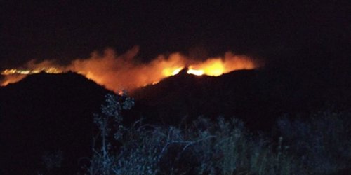 Incendio en la zona de Cazadores, en Telde