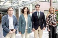 Ayuso promete la "mayor rebaja" de impuestos y compensar la "voracidad fiscal" del Gobierno del PSOE