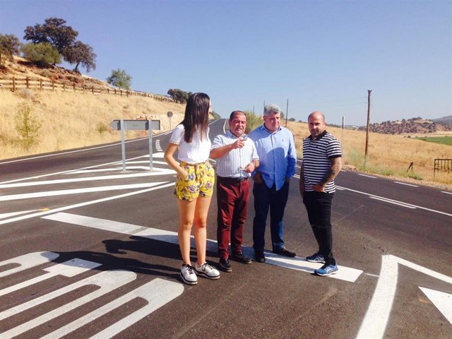 Visita a las obras ejecutadas en la carretera JA-6104, de acceso a Vilches.