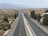La Junta asegura que no cobrará en las carreteras de su titularidad y critica la propuesta del Gobierno en las autovías