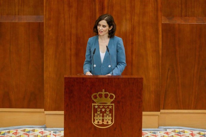 La candidata del PP a la Presidencia de la Comunidad, Isabel Díaz Ayuso, durante su intervención en la primera sesión del segundo pleno de su investidura.