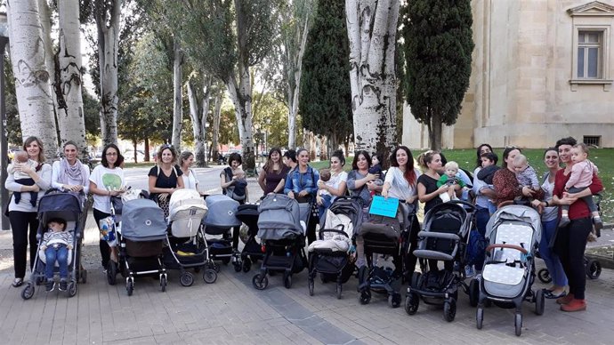    El grupo de madres y padres que reclama la devolución del IRPF de prestaciones por maternidad se ha mostrado confiado en que "vamos a conseguir" que el Gobierno de Navarra "recapacite" en esta cuestión