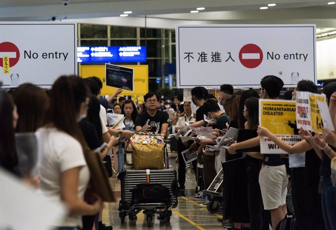 Protestes en l'aeroport d'Hong Kong