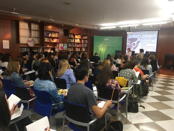    La sede del Instituto Andaluz de la Mujer (IAM) en Granada, en una imagen de archivo