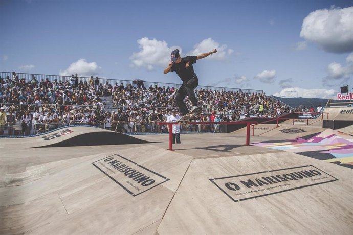 Prueba de 'skate' en el festival O Marisquiño 2019
