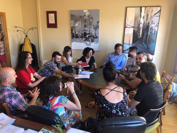 Reunión entre el Ayuntamiento de Jaén y el Movimiento Abierto por la Cultura