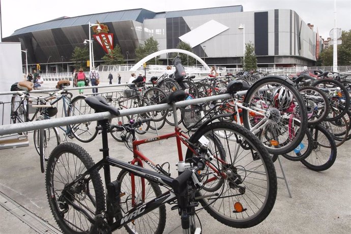 Bicicletas aparcadas en la Feria de Muestras en una edición anterior del Día del Medio Ambiente en Fidma.