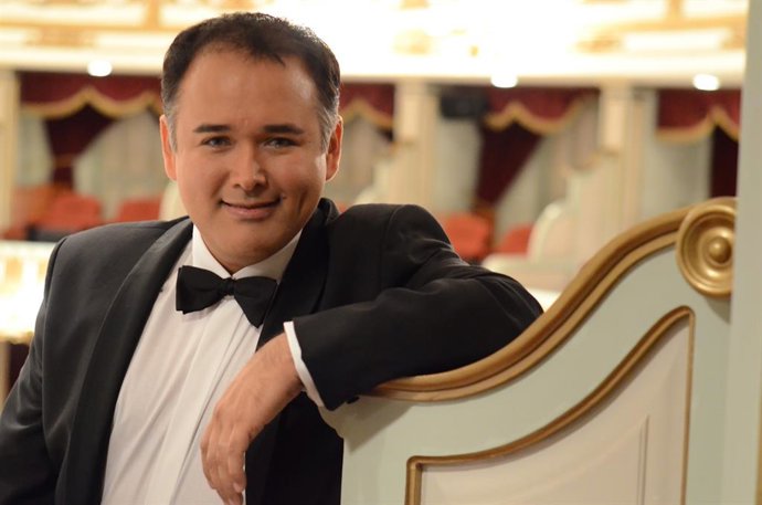 FIS.- El tenor Javier Camarena, una de las voces más aplaudidas, debuta mañana 