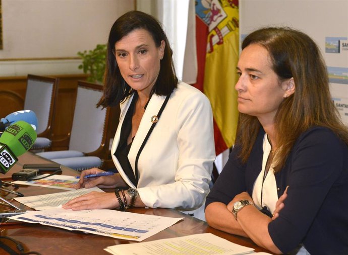 La alcaldesa de Santander, Gema Igual, y la concejal de Medio Ambiente, Marga Rojo