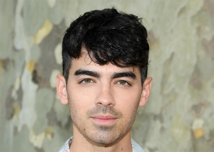 Joe Jonas en el evento París Fashion Week 2019