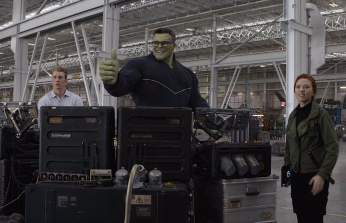 Hulk y Viuda Negra en Vengadores: Endgame