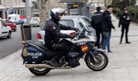 Detienen a 3 varones por violar en grupo a una mujer en Murcia
