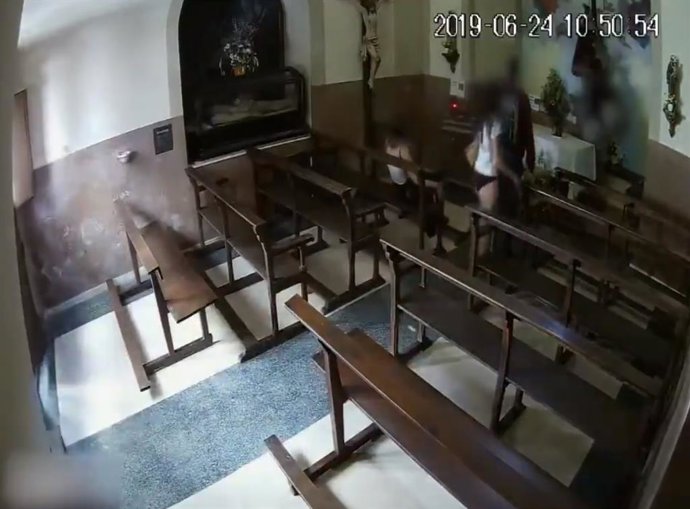 Recuperan el Cristo de madera robado en Berga (Barcelona)