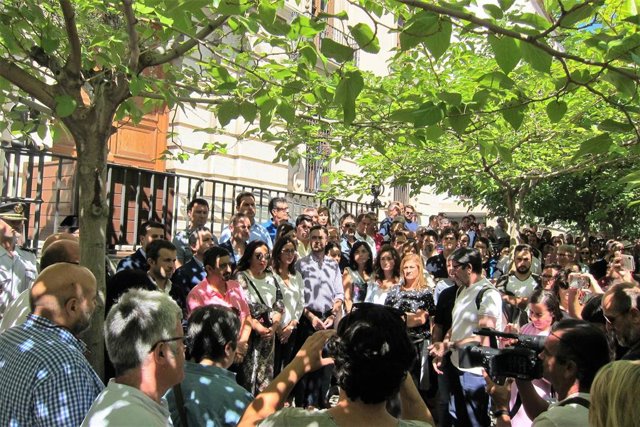 Concentración en respulsa por el presunto asesinato machista ocurrido en Jaén.