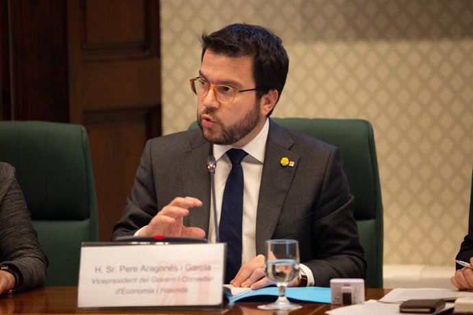 El vicepresident de la Generalitat, Pere Aragons, en una imatge d'arxiu compareixent en el Parlament.