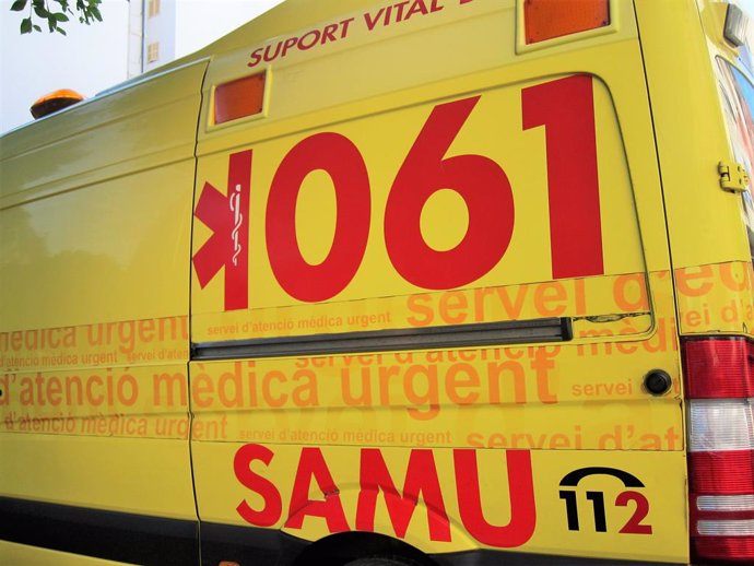 Una ambulncia del SAMU 061.